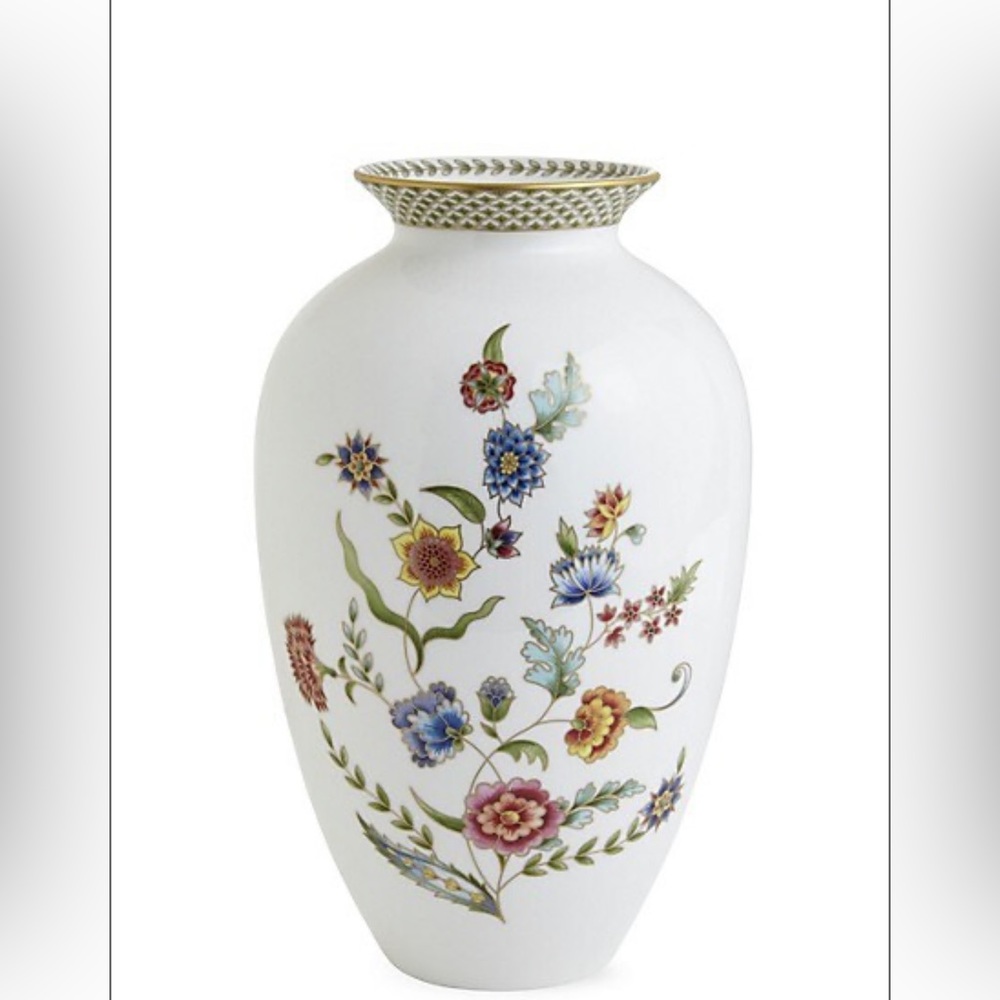 Prouna Gione Urn Fine China Vase